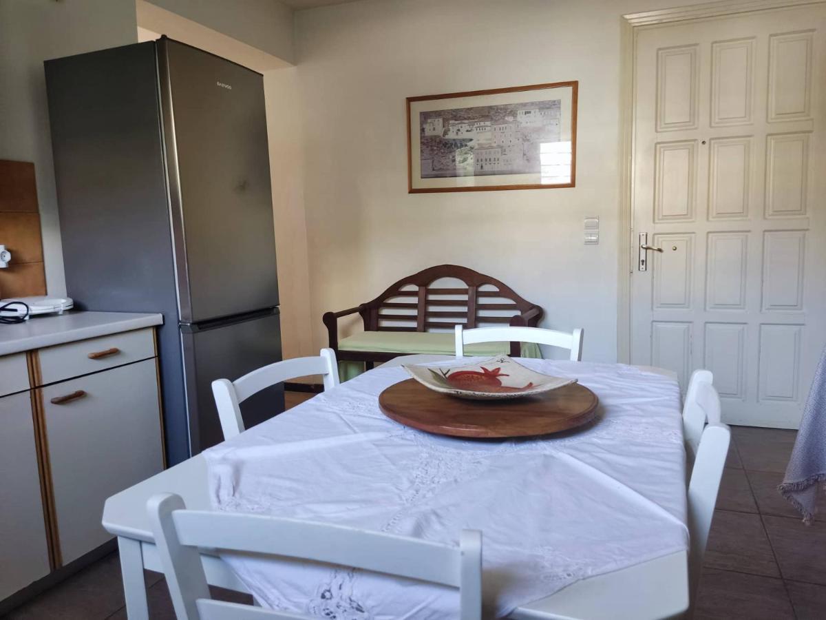 Rodi House Apartment นาฟปลิโอ ภายนอก รูปภาพ