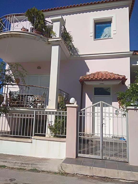 Rodi House Apartment นาฟปลิโอ ภายนอก รูปภาพ