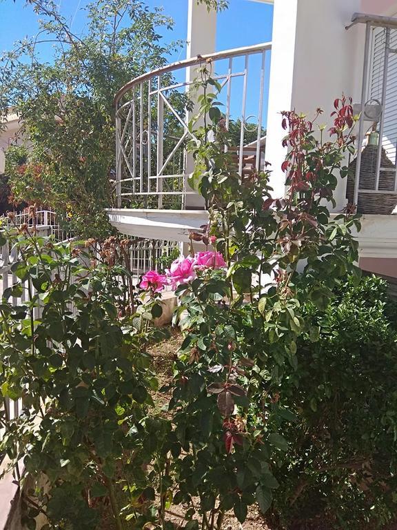 Rodi House Apartment นาฟปลิโอ ภายนอก รูปภาพ